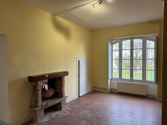 Image No.16-7 Bed House for sale