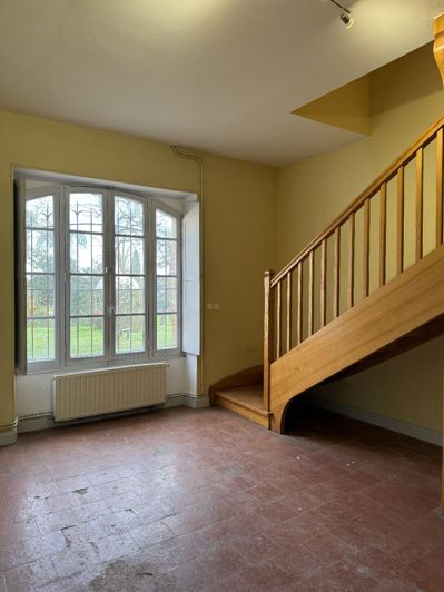 Image No.17-7 Bed House for sale