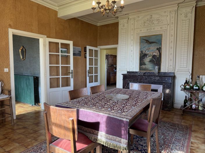 Image No.7-7 Bed House for sale