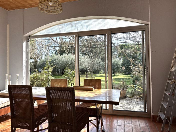 Image No.5-2 Bed House for sale