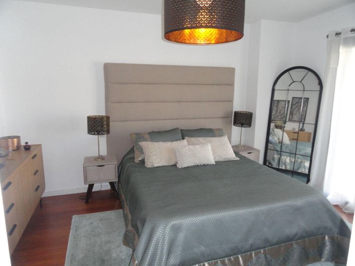 Image No.8-4 Bed House for sale