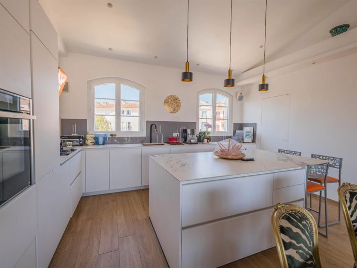 Image No.5-2 Bed Apartment for sale