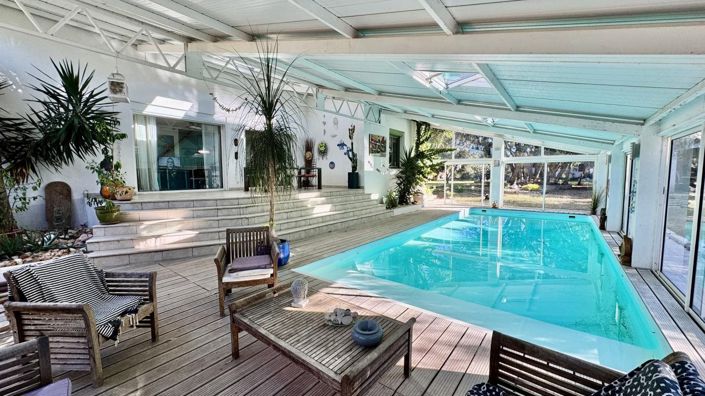 Image No.2-4 Bed House for sale