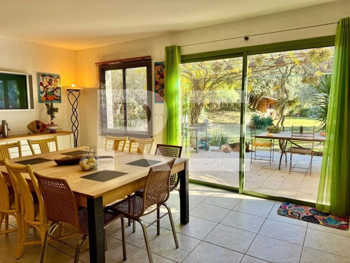 Image No.5-4 Bed House for sale