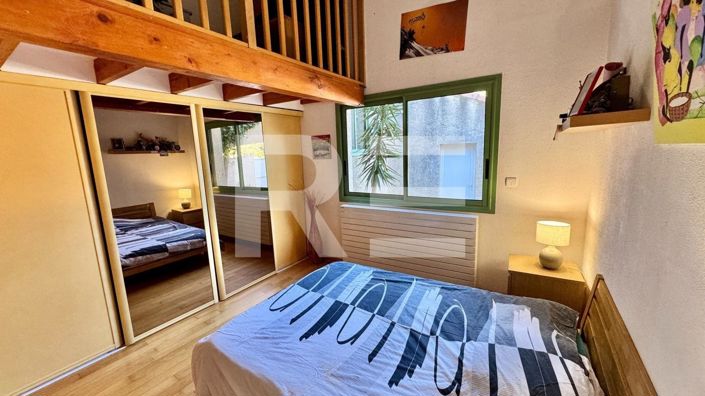 Image No.8-4 Bed House for sale