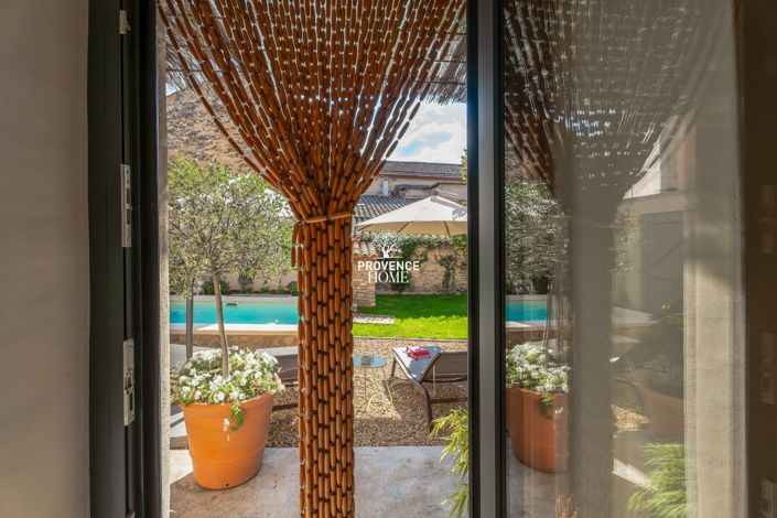 Image No.10-5 Bed House for sale