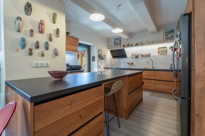 Image No.4-5 Bed House for sale