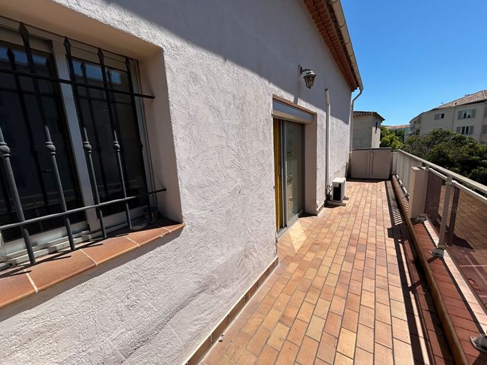 Image No.2-Appartement de 1 chambre à vendre à Six-Fours-les-Plages