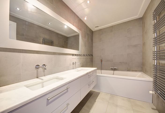 Image No.15-3 Bed Apartment for sale