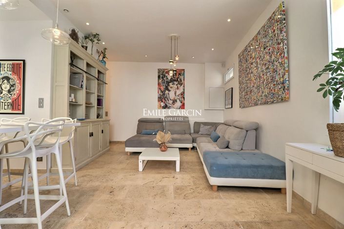 Image No.3-3 Bed House for sale