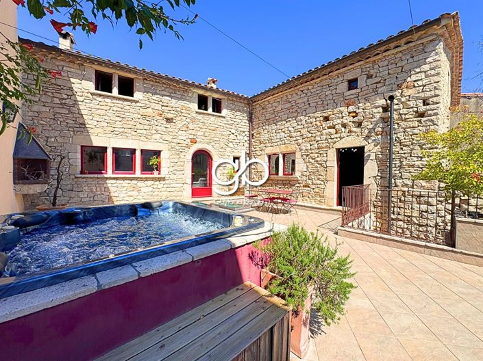 Image No.2-4 Bed House for sale