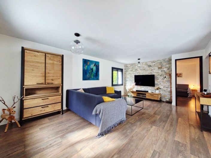 Image No.5-4 Bed House for sale