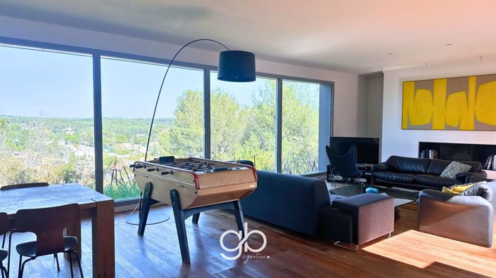 Image No.5-5 Bed House for sale