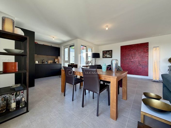 Image No.11-3 Bed Apartment for sale