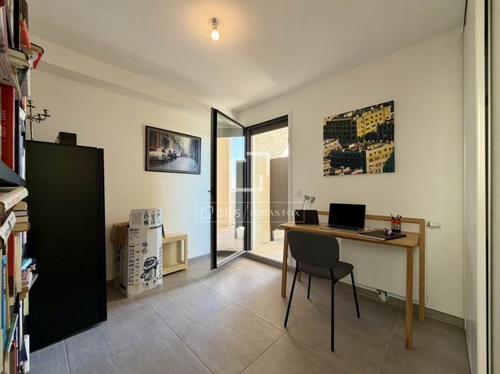 Image No.28-3 Bed Apartment for sale