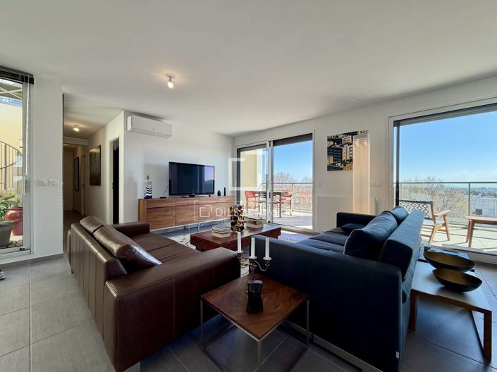 Image No.4-3 Bed Apartment for sale