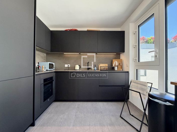 Image No.8-3 Bed Apartment for sale