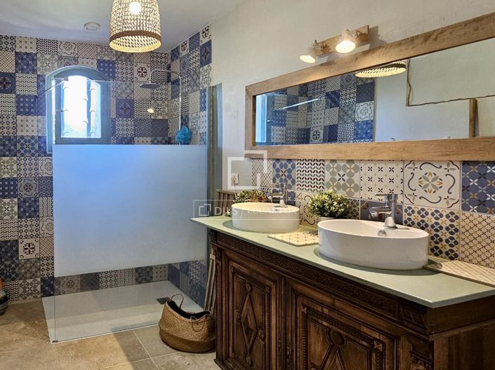 Image No.17-4 Bed House for sale