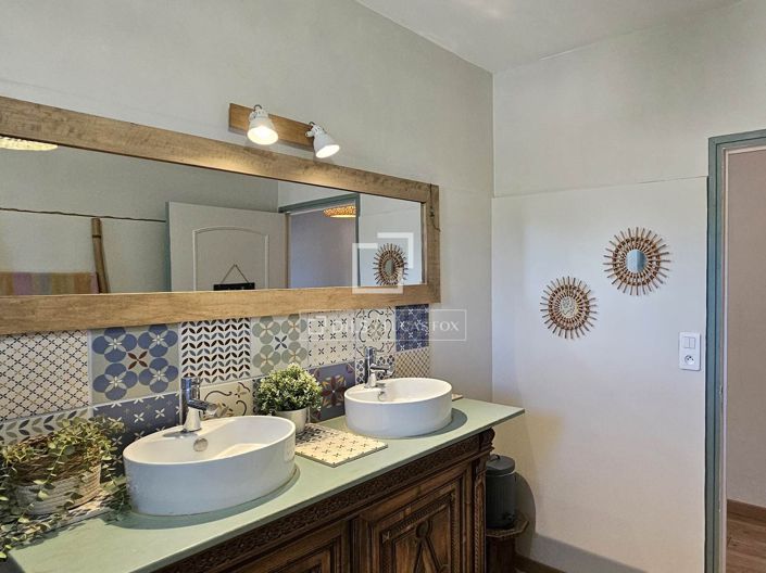 Image No.18-4 Bed House for sale