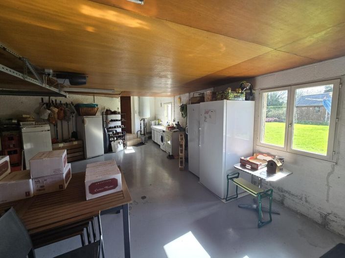 Image No.12-5 Bed House for sale