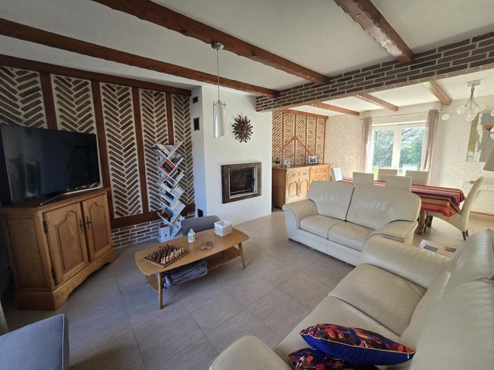 Image No.2-5 Bed House for sale