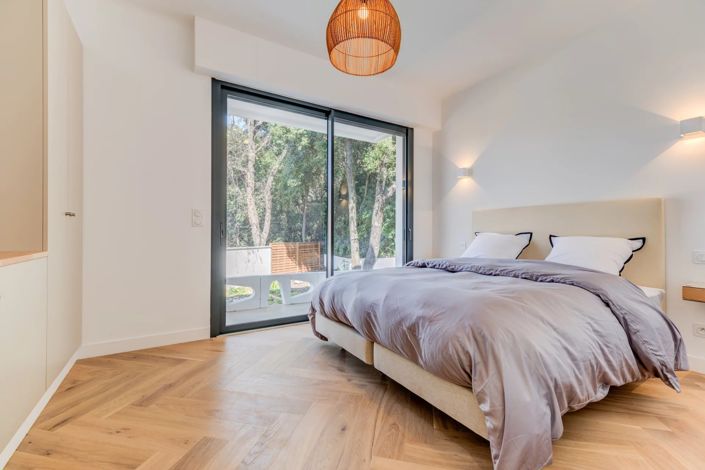 Image No.22-5 Bed House for sale