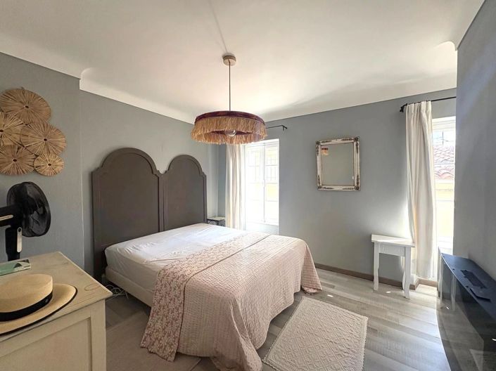 Image No.6-2 Bed House for sale