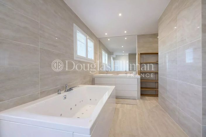 Image No.6-Appartement de 3 chambres à vendre à Le Bouscat