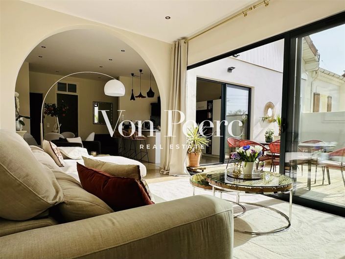 Image No.10-3 Bed Apartment for sale