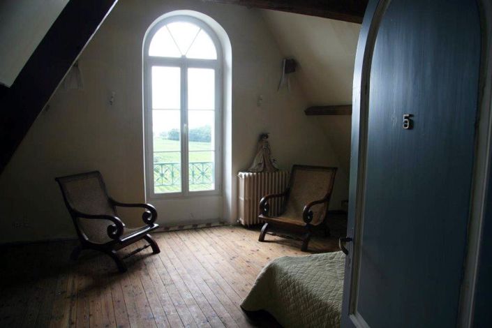 Image No.12-6 Bed Property for sale