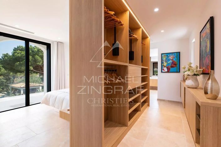 Image No.13-5 Bed House for sale