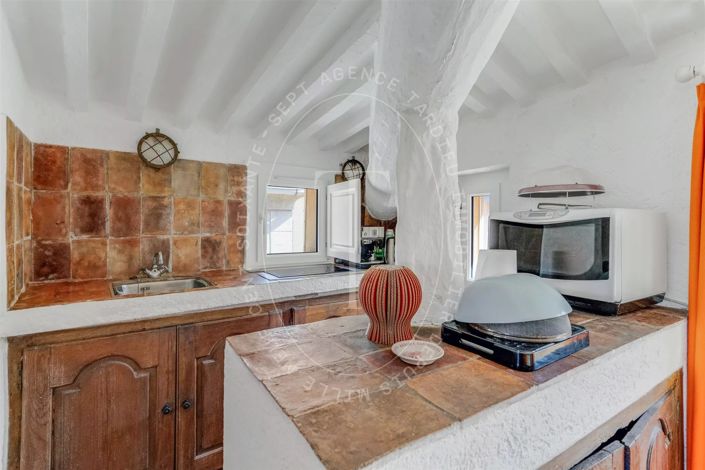 Image No.10-1 Bed Apartment for sale