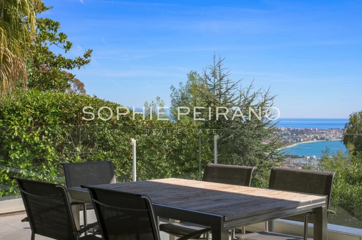 Image No.3-4 Bed House for sale