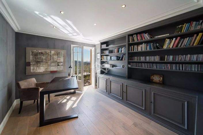 Image No.10-4 Bed House for sale