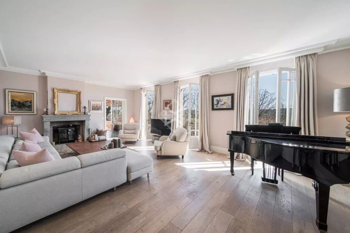 Image No.7-4 Bed House for sale