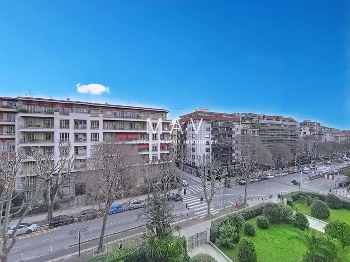 Image No.2-Appartement de 3 chambres à vendre à Nice