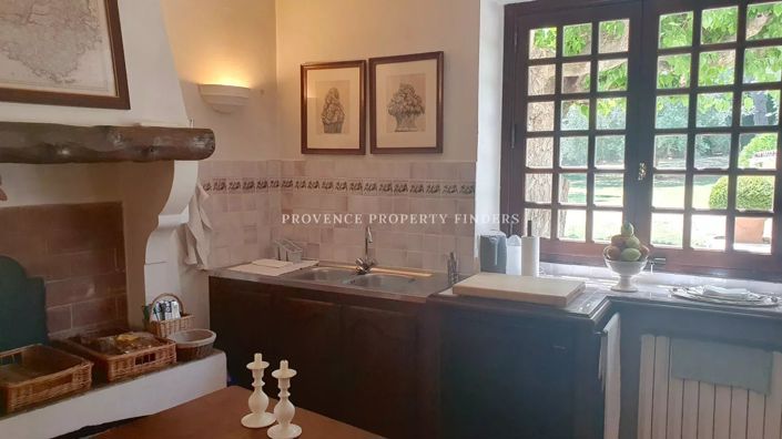 Image No.6-5 Bed House for sale