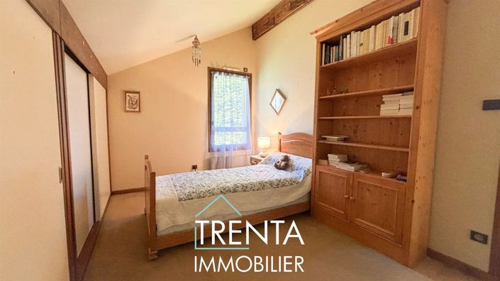 Image No.11-4 Bed House for sale