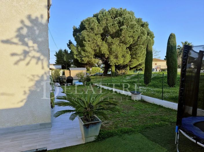 Image No.4-3 Bed House for sale