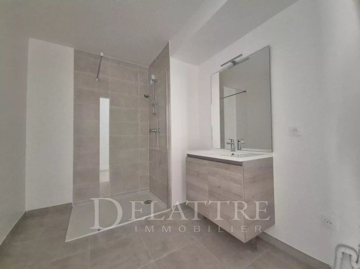 Image No.4-Appartement de 2 chambres à vendre à Opio