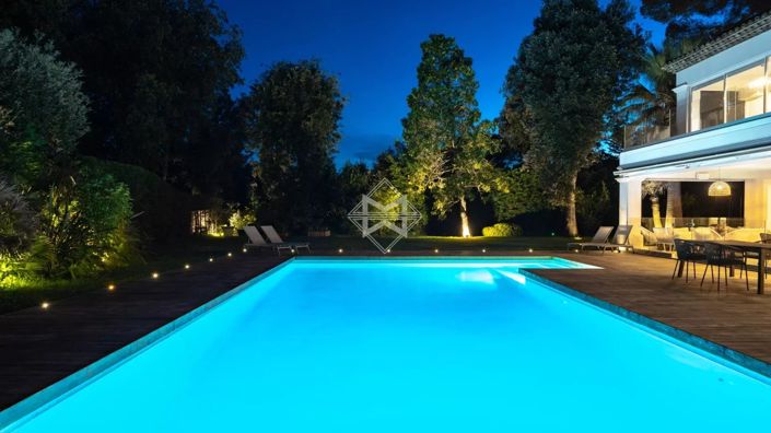 Image No.12-6 Bed House for sale