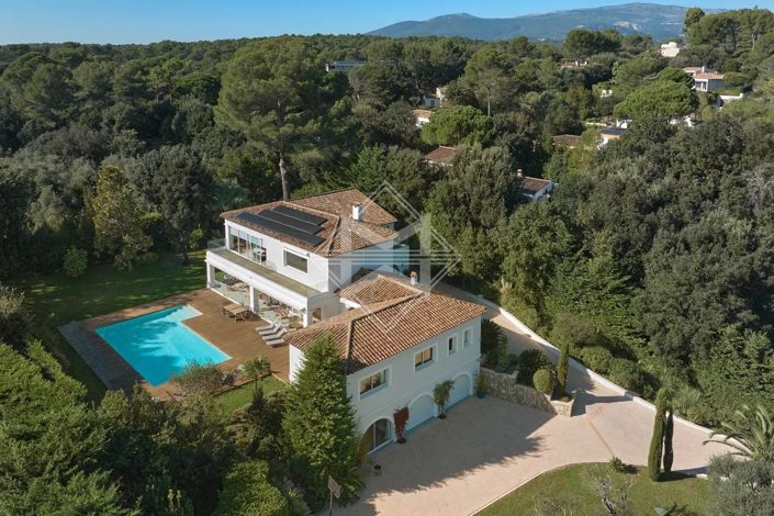 Image No.2-6 Bed House for sale