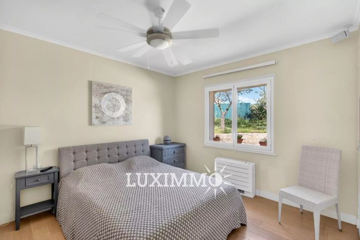 Image No.11-4 Bed House for sale