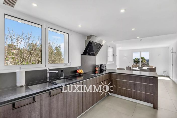 Image No.10-Maison de 5 chambres à vendre à Mougins