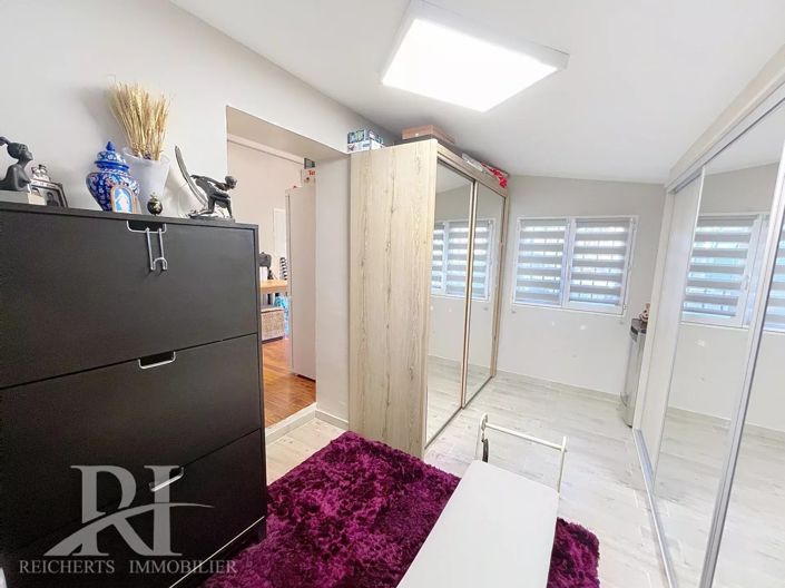Image No.18-3 Bed House for sale