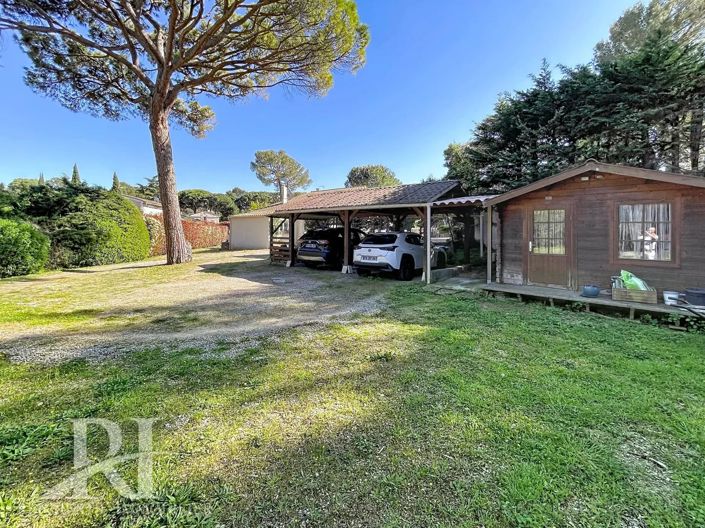 Image No.25-3 Bed House for sale