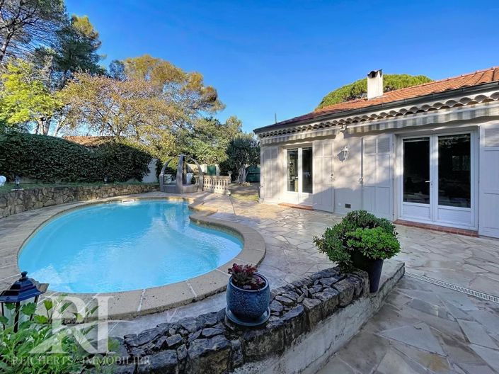 Image No.6-3 Bed House for sale