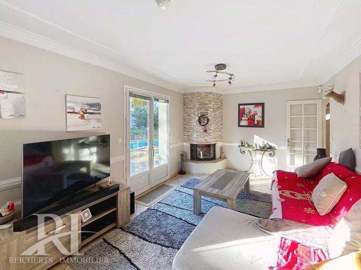 Image No.6-3 Bed House for sale