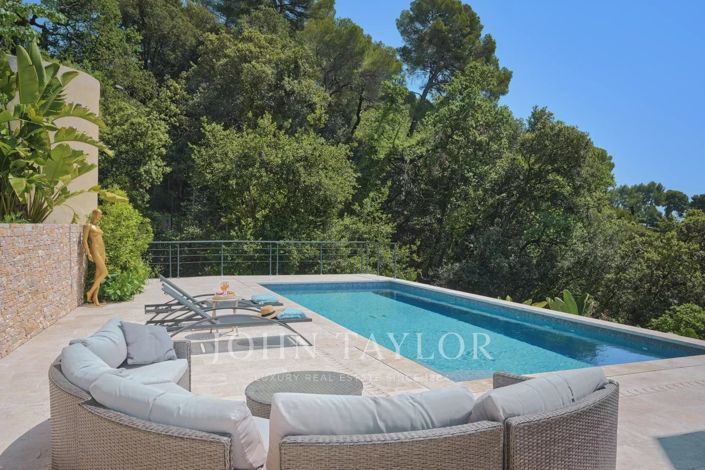 Image No.3-5 Bed House for sale