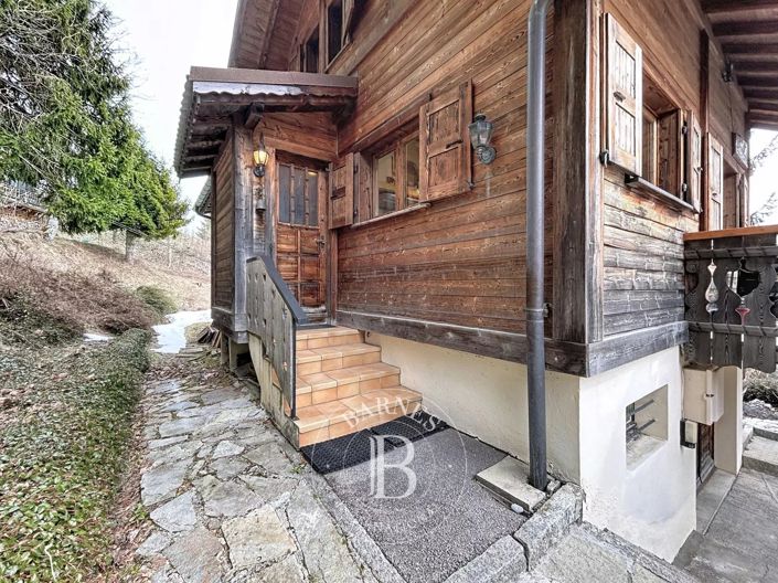 Image No.17-4 Bed House for sale